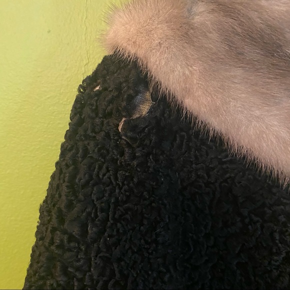 Vintage 60’s black astrakhan Persian lamb cropped jacket with mink collar - Picture 9 of 14